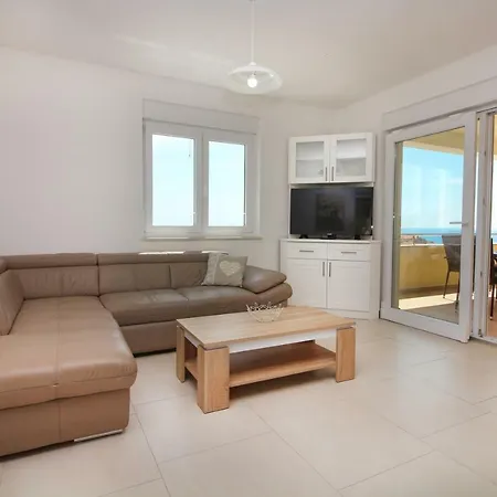 Appartement Nejasmic *