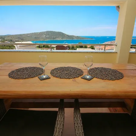 Nejasmic Apartament