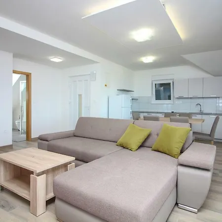 Nejasmic Apartament