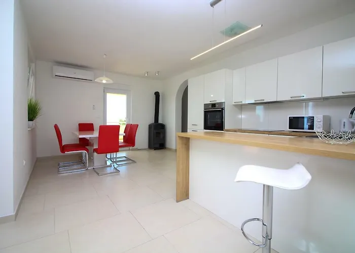 Appartement Nejasmic Primošten