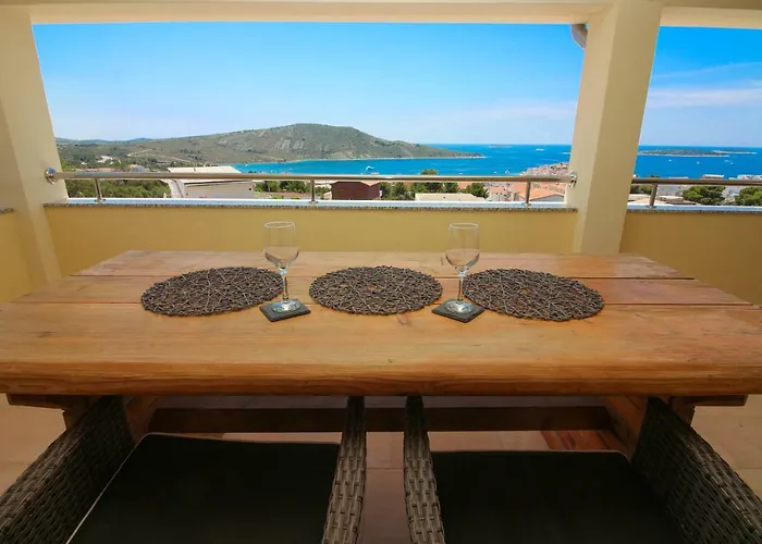 Nejasmic Appartamento