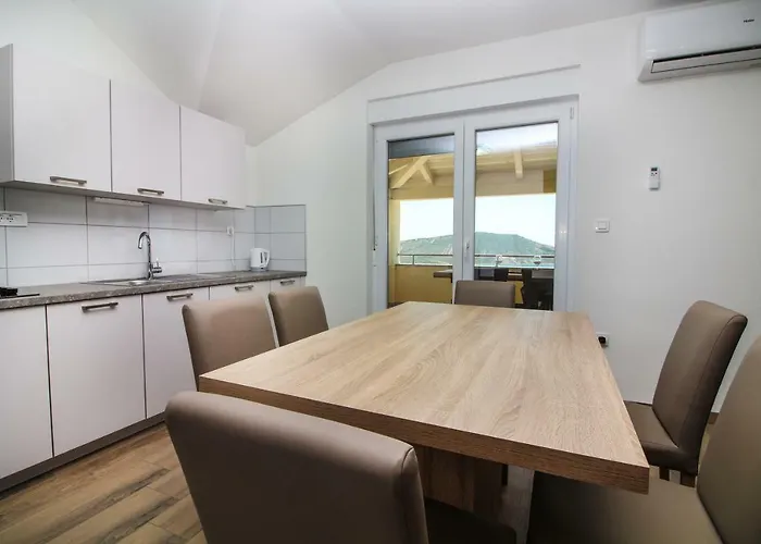 Nejasmic Appartement Primošten