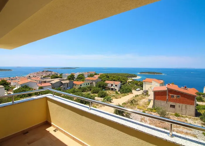 Appartement Nejasmic Primošten